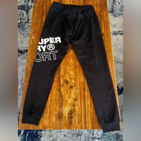 SuperDry fleece lined Joggers - Picture 2 of 4